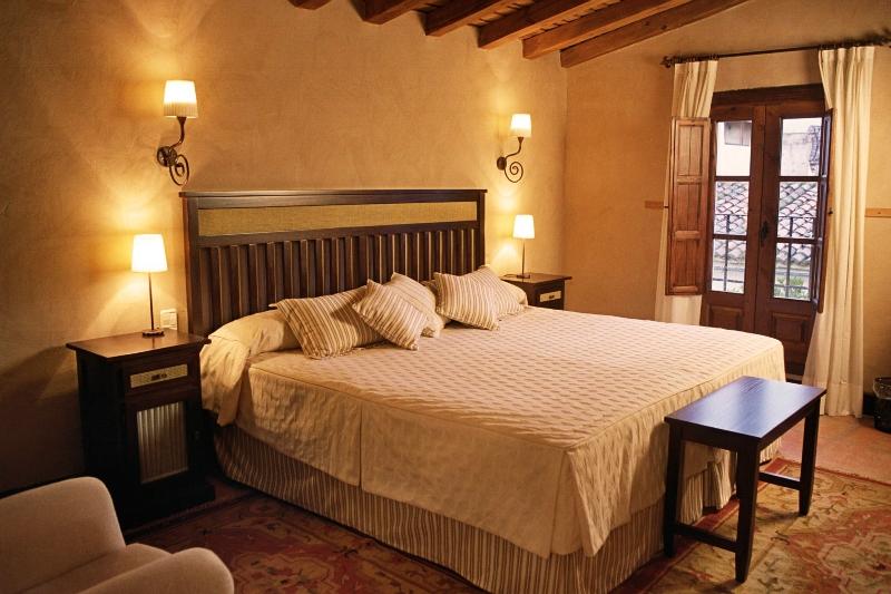 Hotel Casa Escobar & Jerez Valencia de Alcantara Room photo