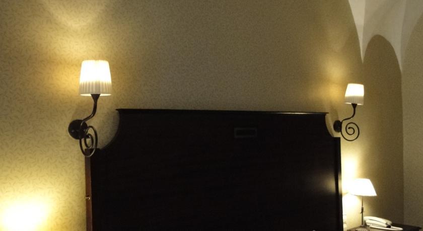 Hotel Casa Escobar & Jerez Valencia de Alcantara Room photo